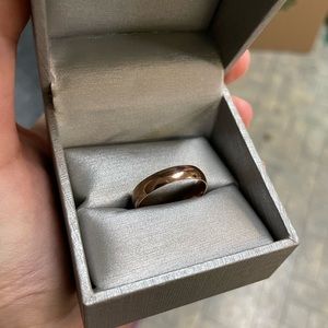 Mens 10K Rose Gold Wedding Band - Size 11